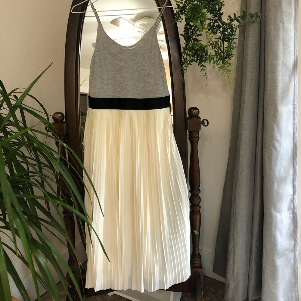 Midi Xhilaration dress